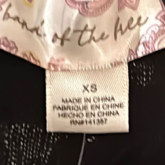 Band Of The Free Women's XS Cable Knit Turtleneck Sweater Solid Black Basic New - Picture 9 of 9